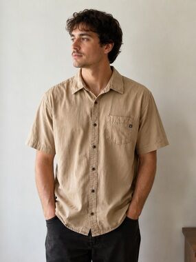 Marmot Men's Beige Collared Button-Up Shirt Size XL Short Sleeve Gorpcore